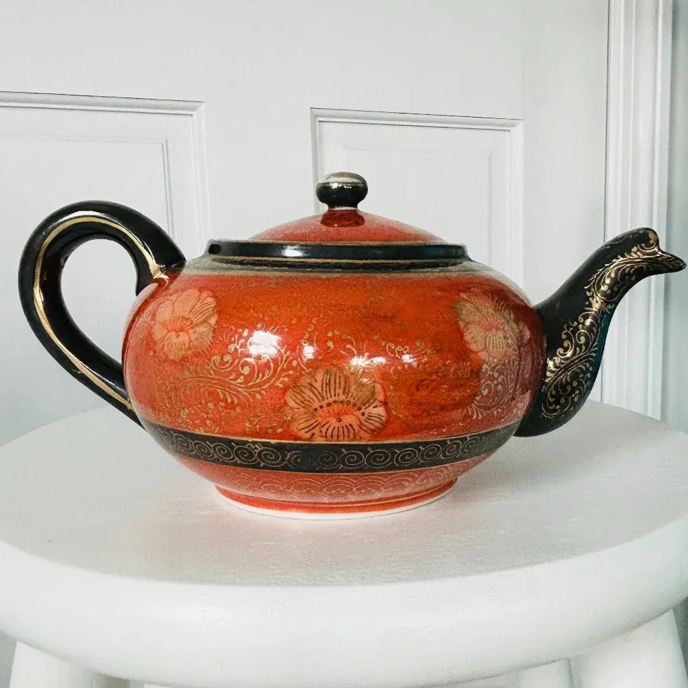 VINTAGE TT Takito Company Hand Painted Japan Tea Pot and Creamer